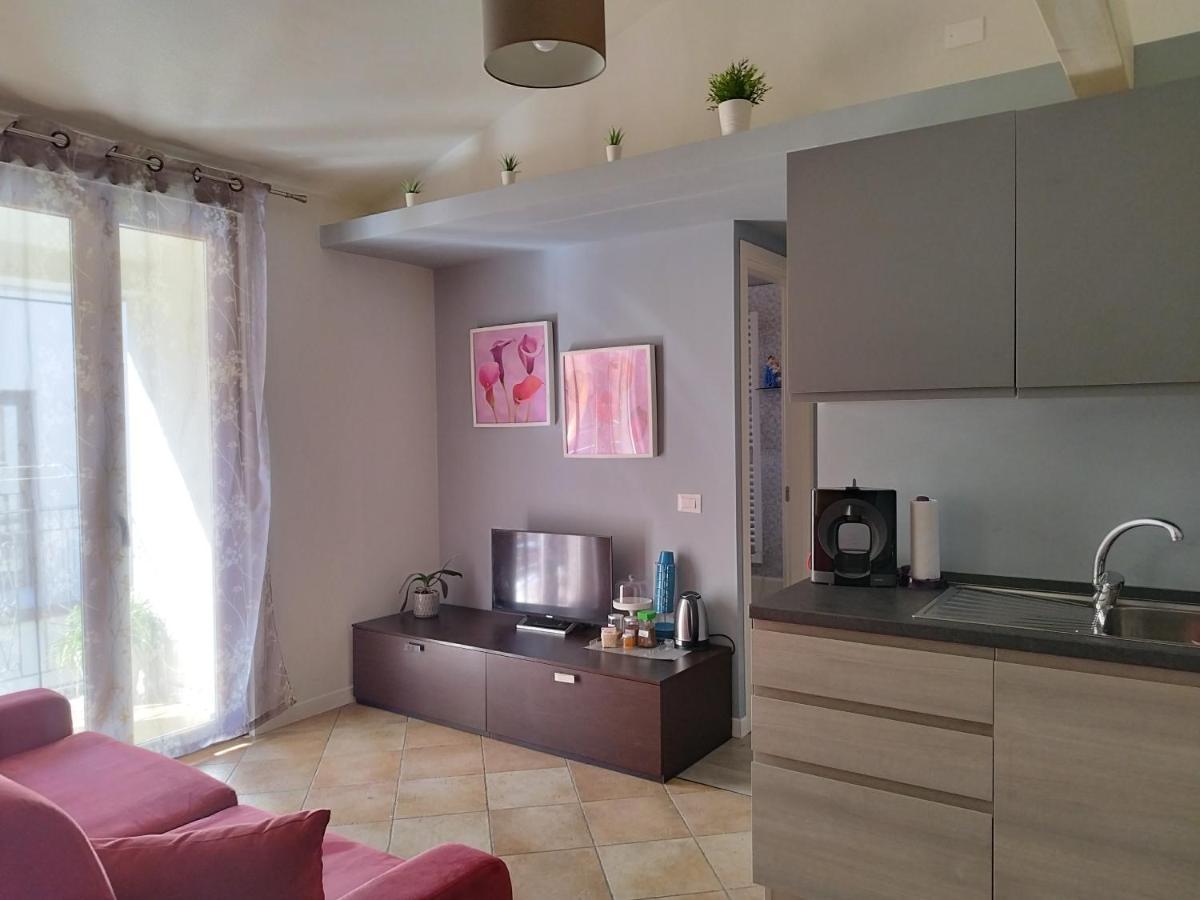 דירות קסטלבונו Casa Nicole מראה חיצוני תמונה